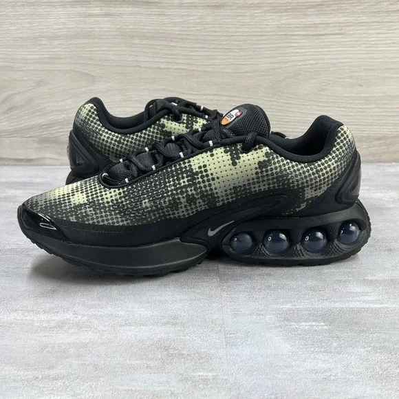 NEW Nike Air Max Dn 'Black Olive Aura Medium Olive' IB3078-010 Men's Size 11